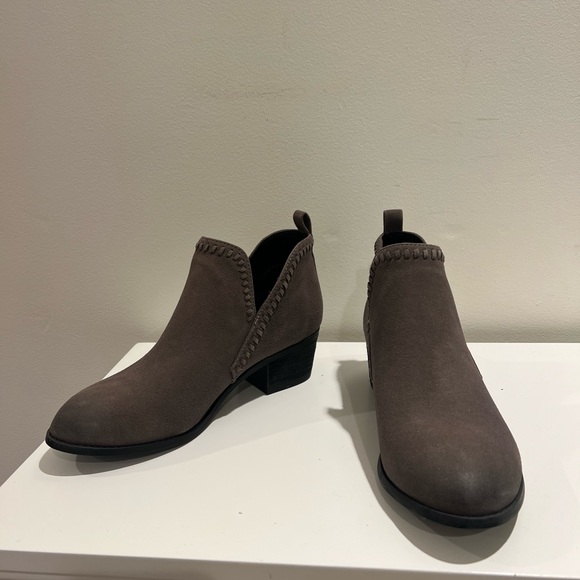 Call it Spring Booties - Picture 2 of 6